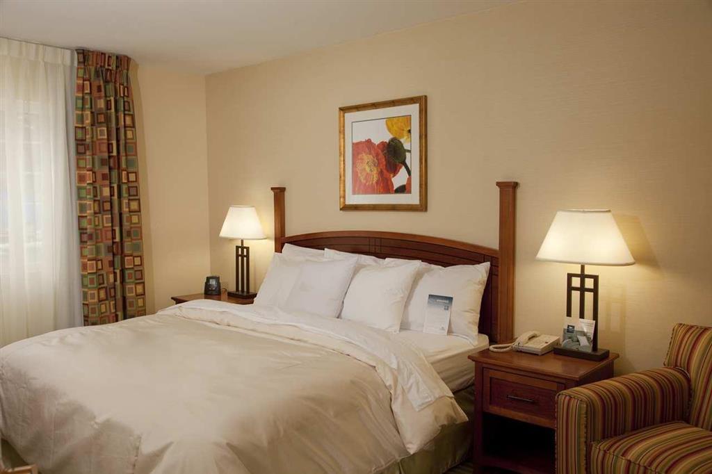 Homewood Suites By Hilton Stratford Room photo
